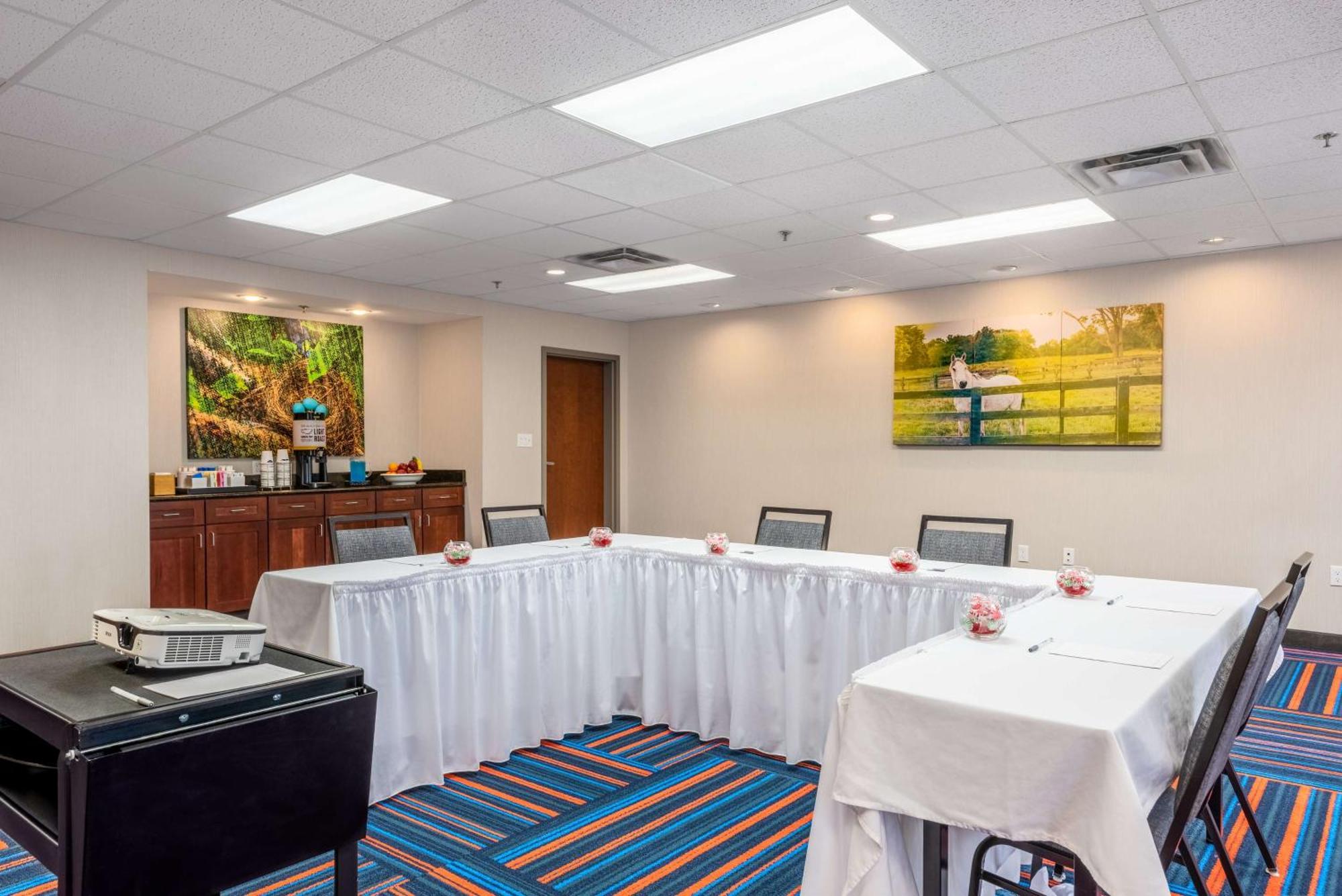 Hampton Inn & Suites Hopkinsville Exterior photo