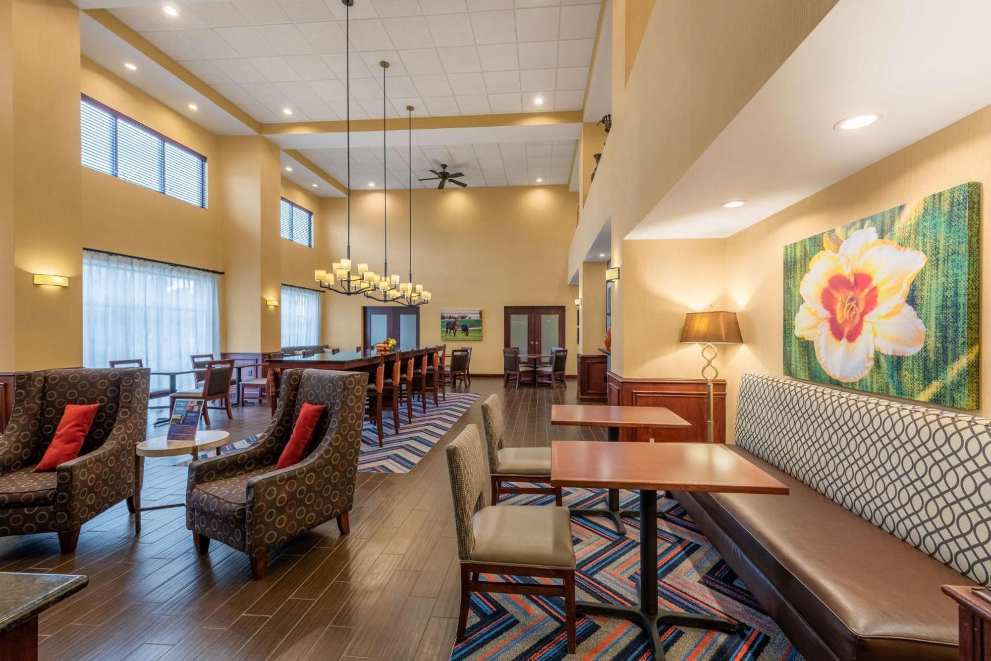 Hampton Inn & Suites Hopkinsville Exterior photo